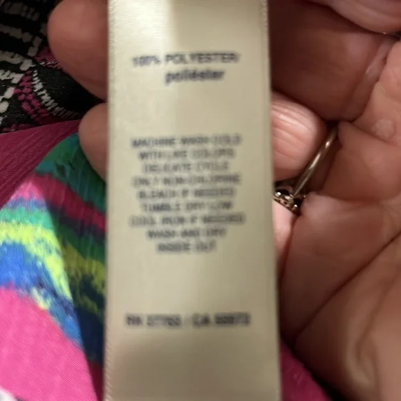 Ladies Rafaella Blouse, Size Small P, aThe colors are wonderful, sleeves roll up - Picture 4 of 4